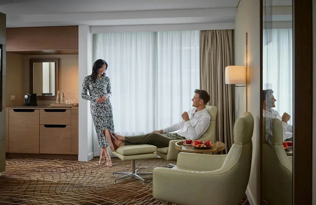 Melbourne Marriott Hotel-1